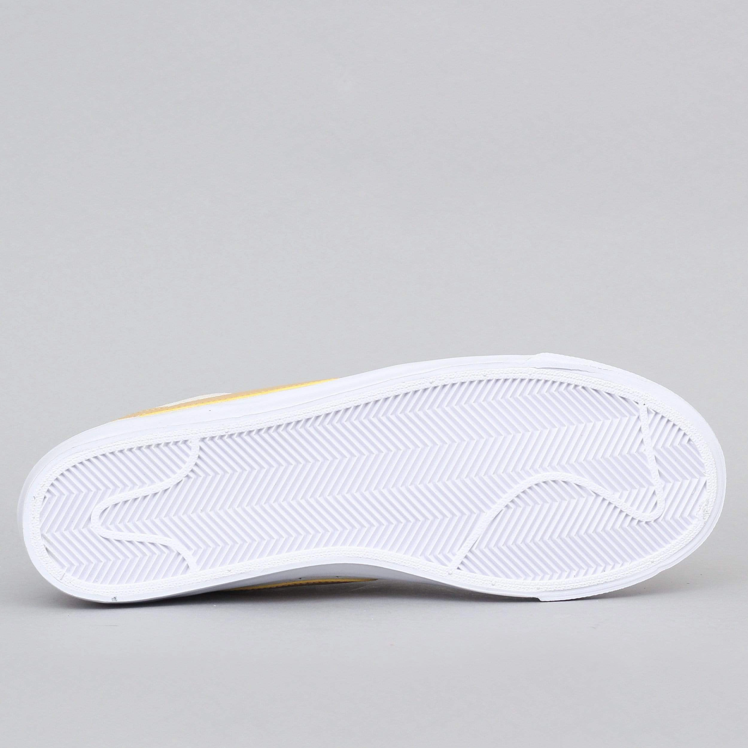 Nike SB Blazer Low GT Shoes White / Club Gold - White - Light Thistle Asics Pickleball Shoe