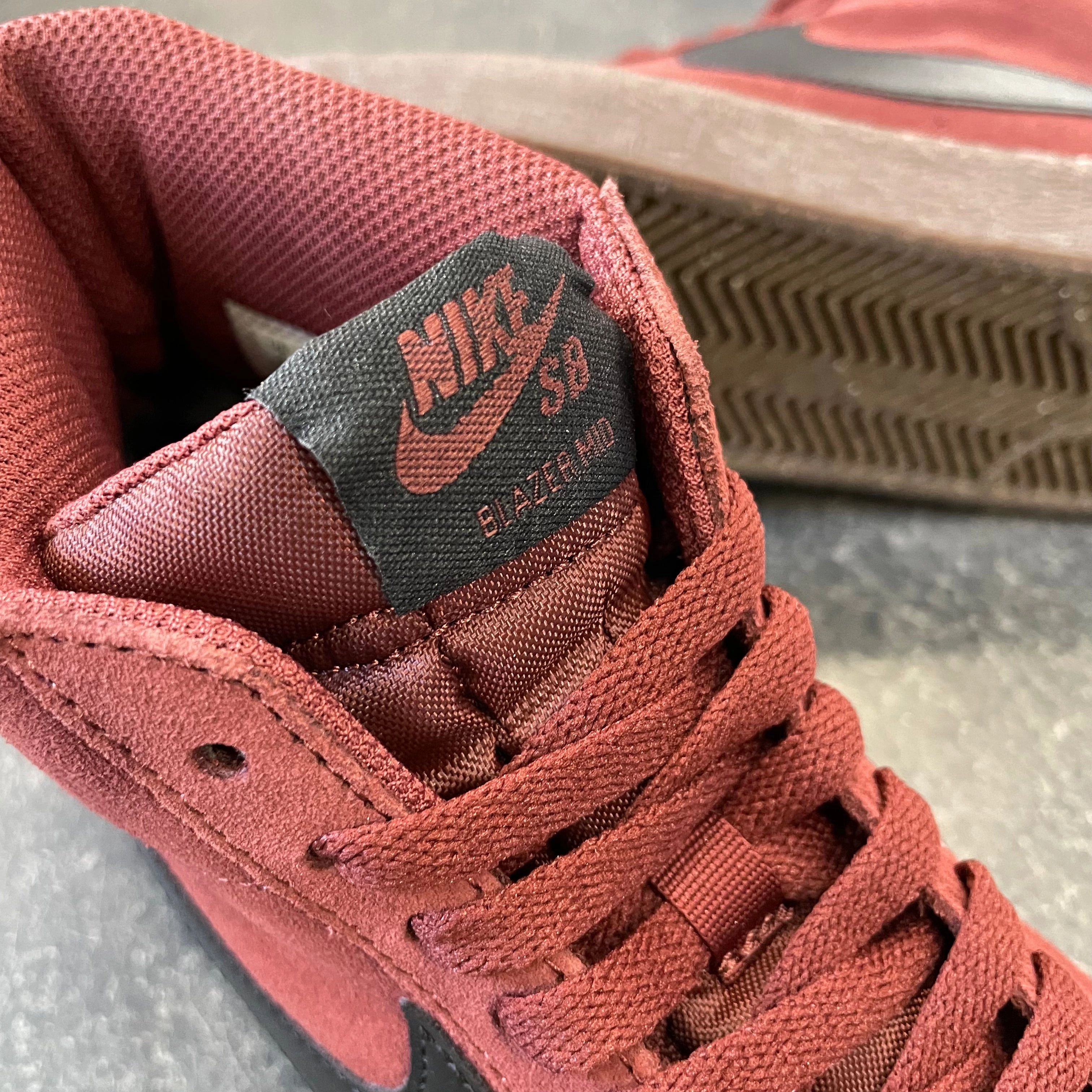 Asics Gel Resolution 9 Pickleball Shoes Nike SB Blazer Mid Oxen Brown/Black SALE