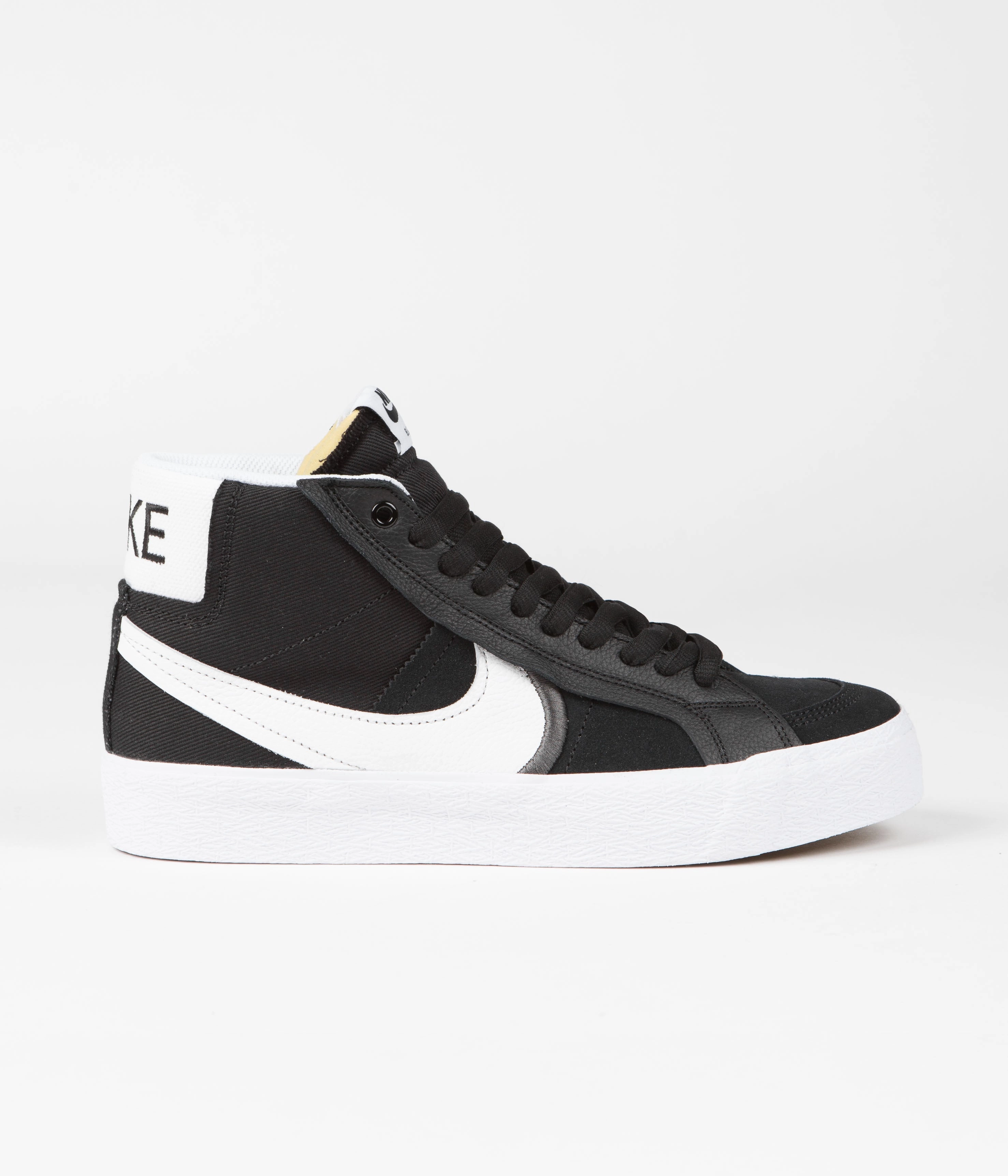 Discounted Asics Shoes Nike SB Blazer Mid Premium Plus Shoes - Black / White