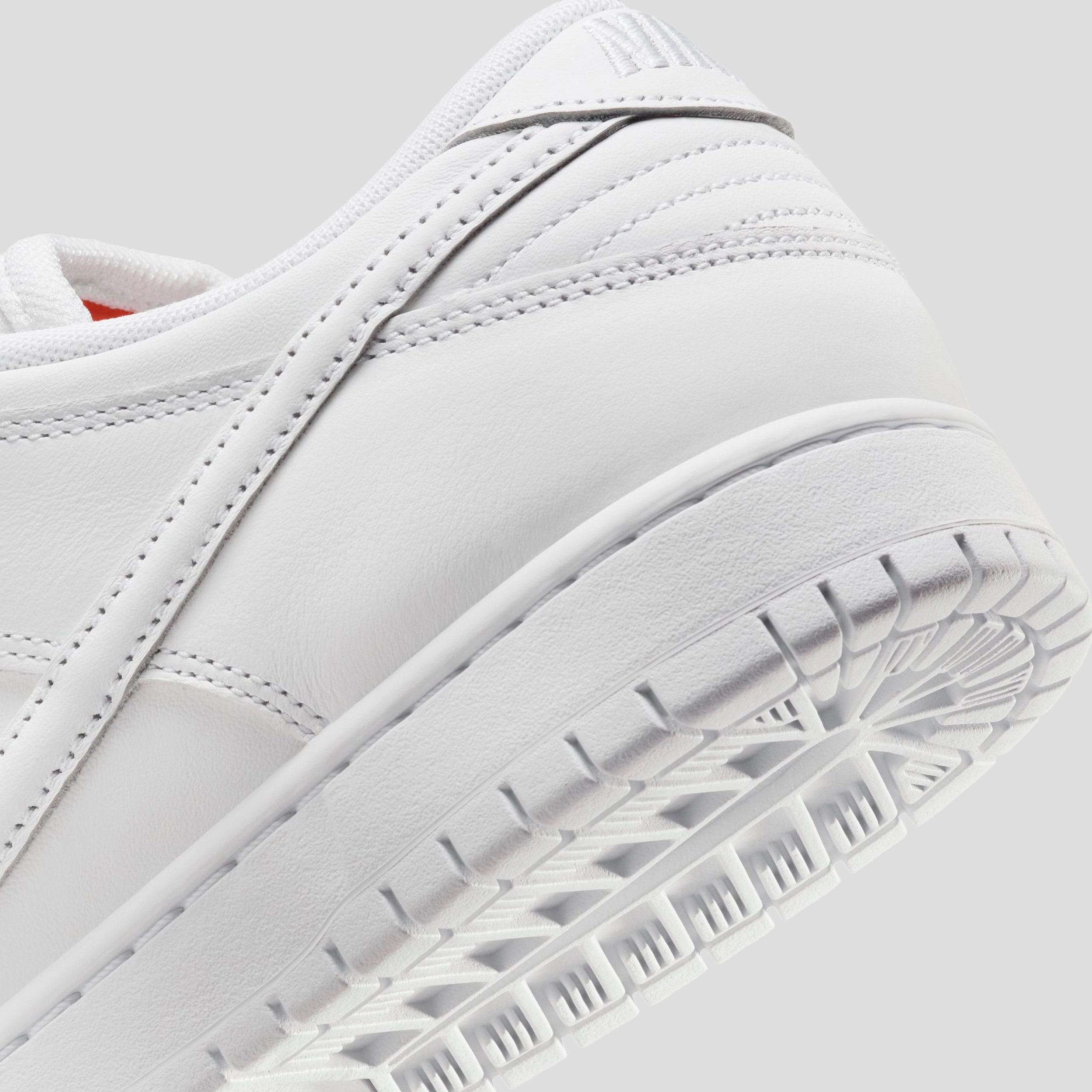 Nike SB Dunk Low Pro ISO Skate Shoes White / White - White - White Asics Shoes Rubber Spikes