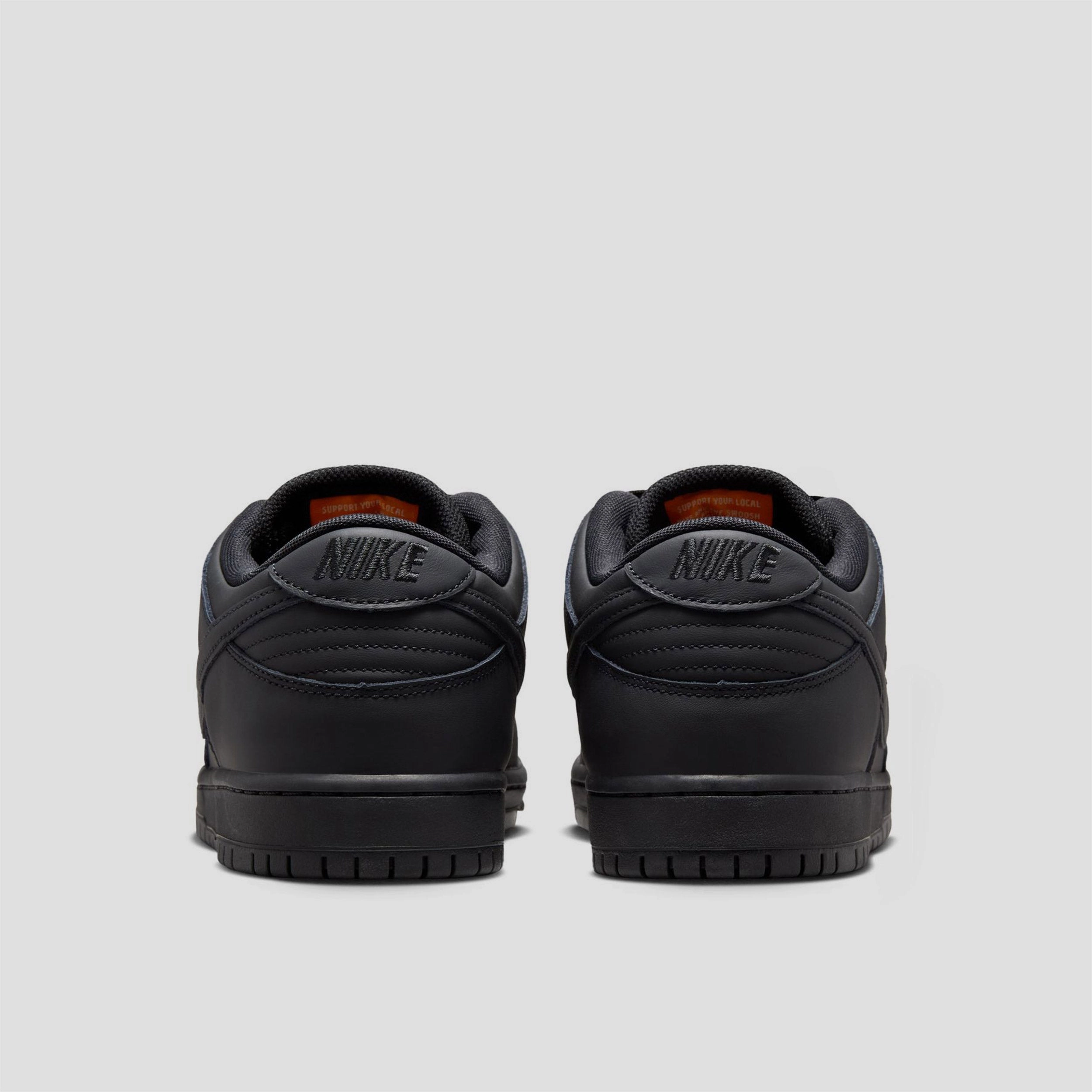 Nike SB Dunk Low Pro Skate Shoes Black / Black / Black Asics Stable Running Shoes