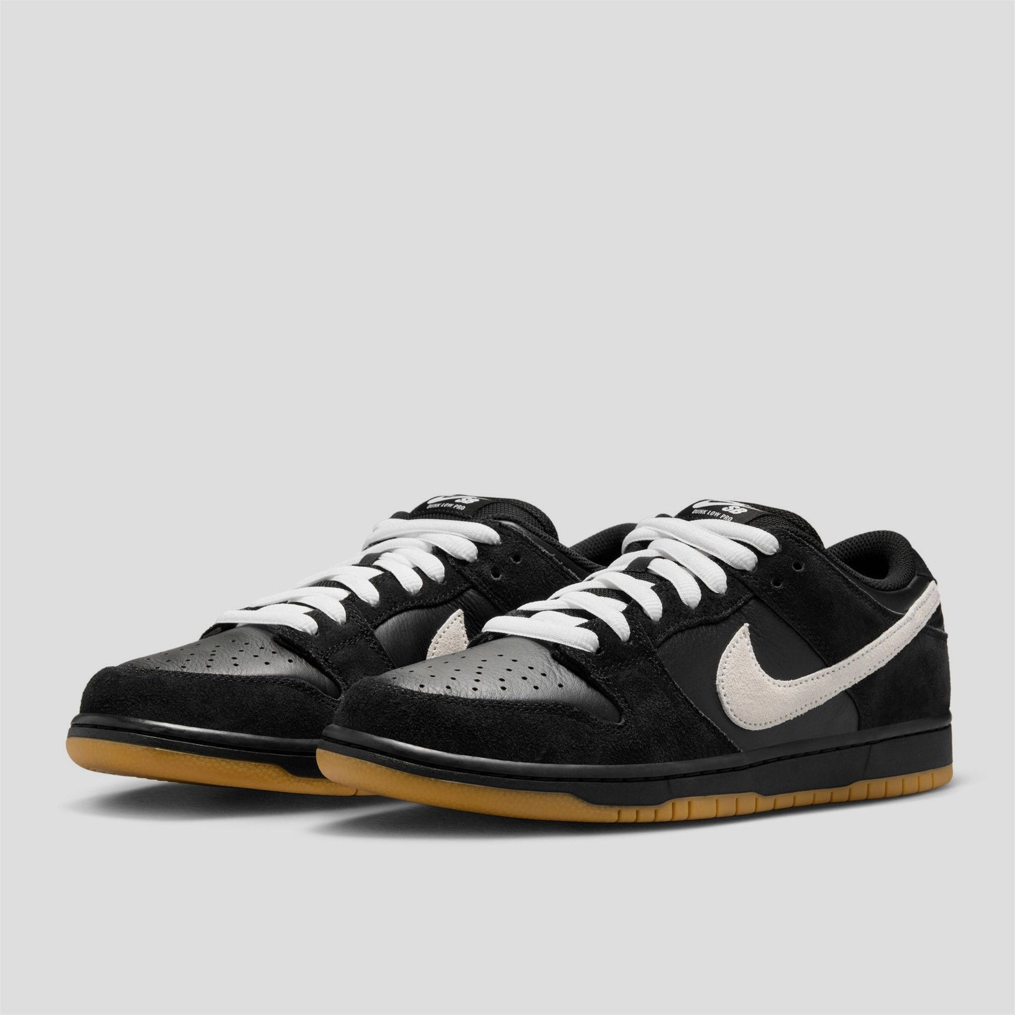 Nike SB Dunk Low Pro Skate Shoes Black / White / Black / Gum Asics Shoes Locations