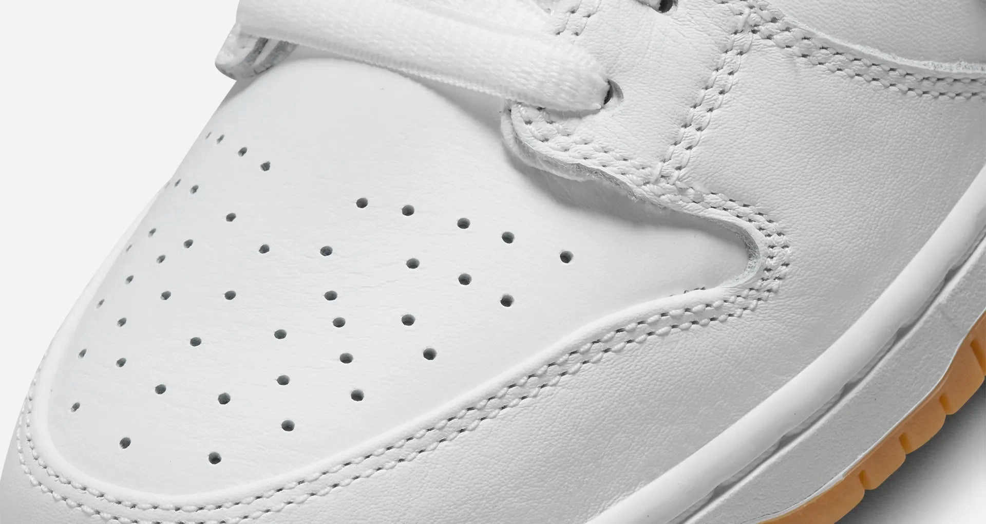 Nike SB Dunk Low Sneakers - White and Gum Light Brown (*Excluded from the Free shipping offer*) Asics Neutral Walking Shoes