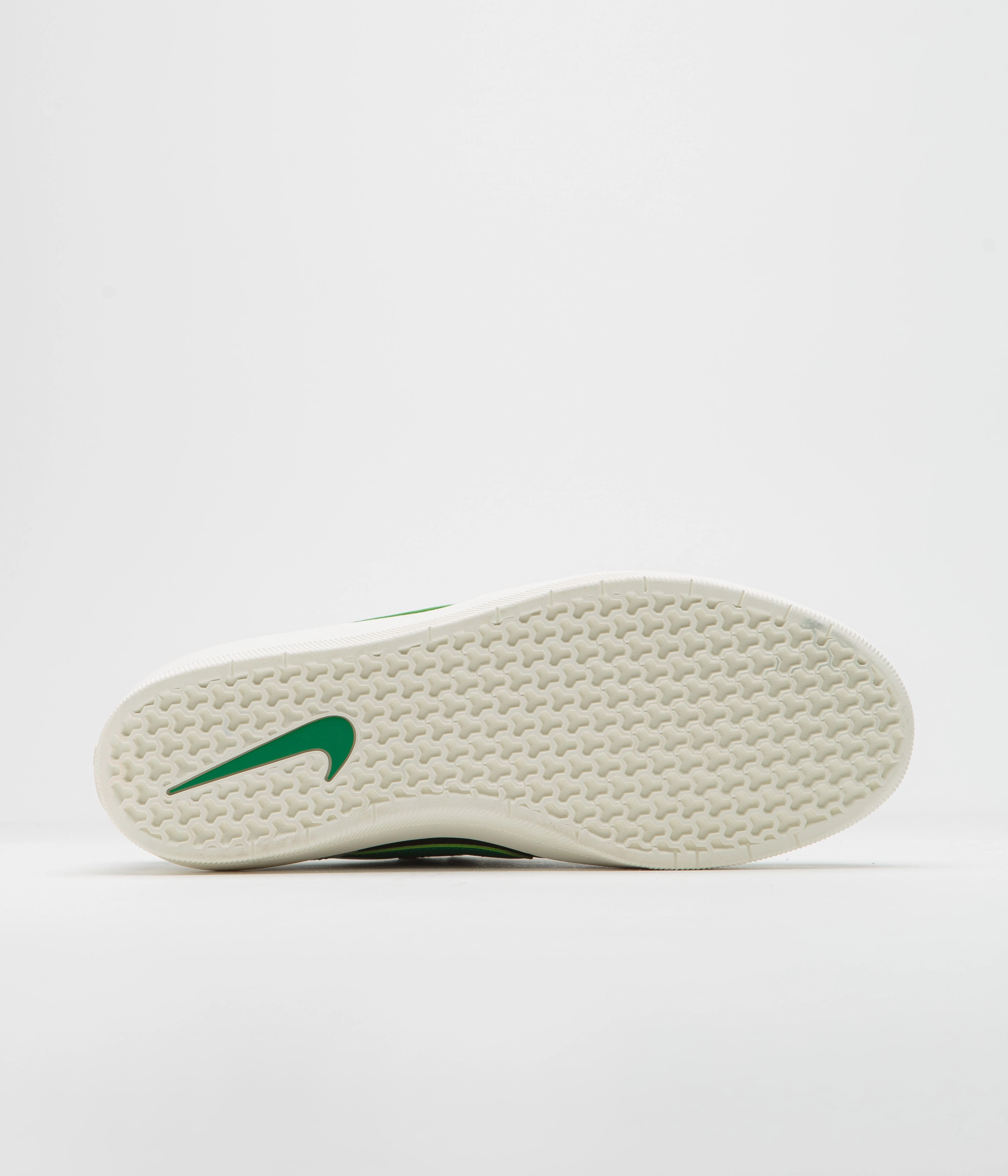 Asics Gel-quantum 360 Cm Running Shoes Nike SB Force 58 Premium Shoes - Light Bone / Malachite - Black - Sail