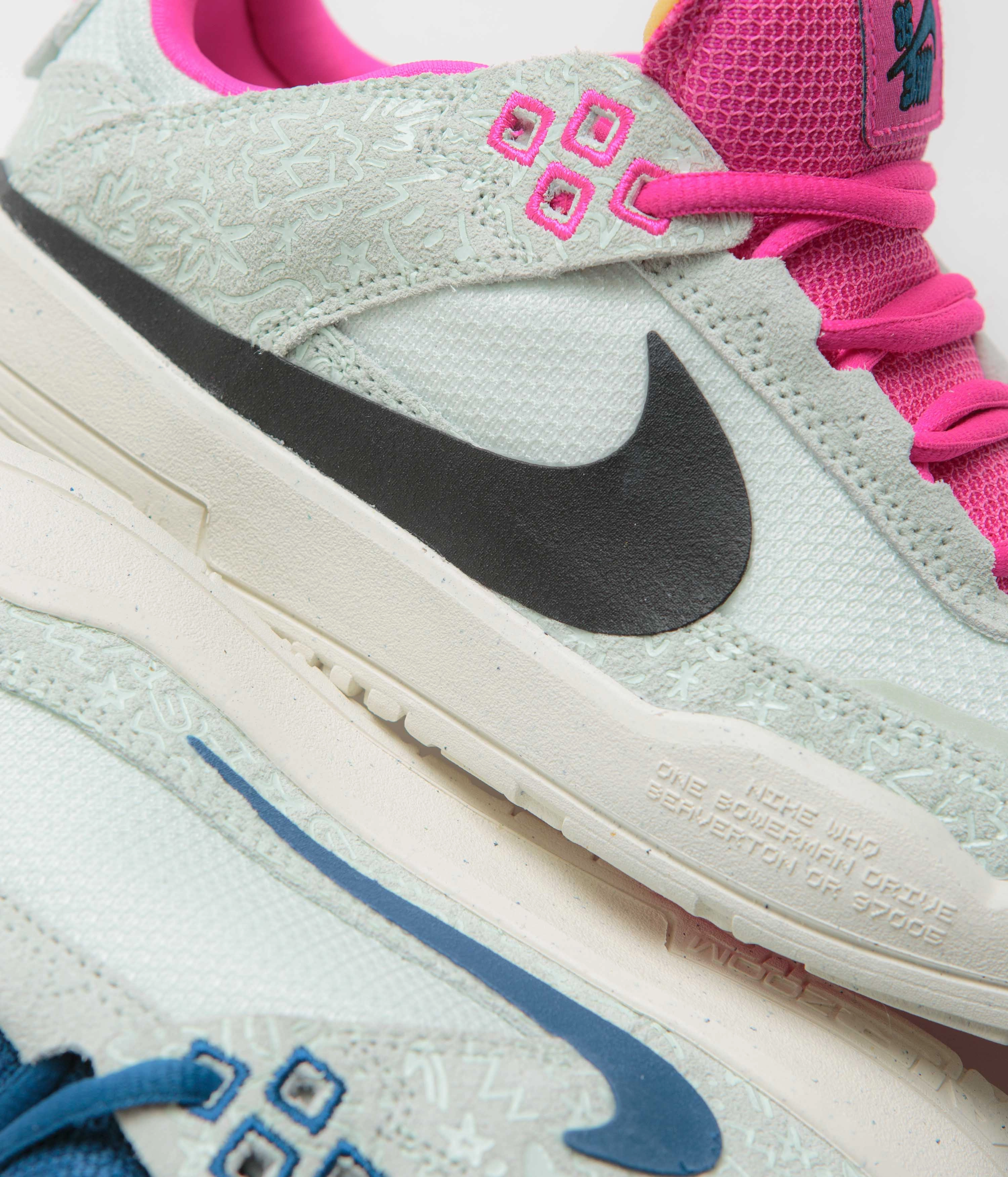 Asics Dynablast Shoes Nike SB Kids Day One Shoes - Sail / Black - Barely Green - Fierce Pink