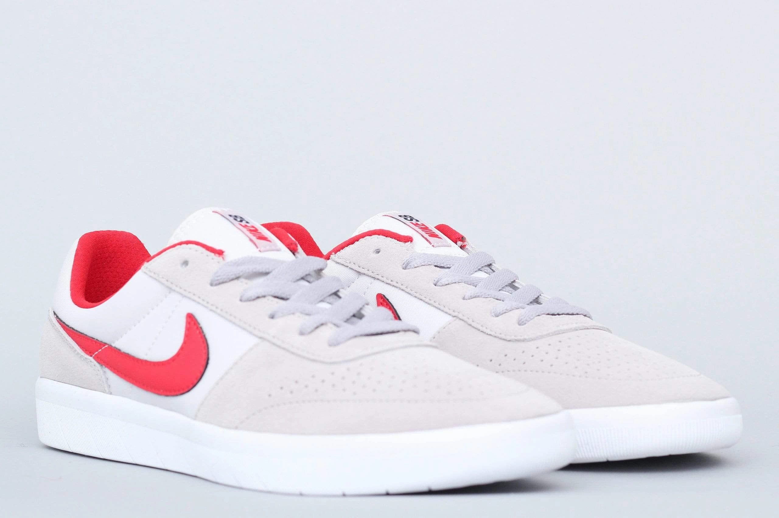 Nike SB Team Classic Shoes Atmosphere Grey / Vast Grey / Obsidian / University Red Asics Legends Wrestling Shoes
