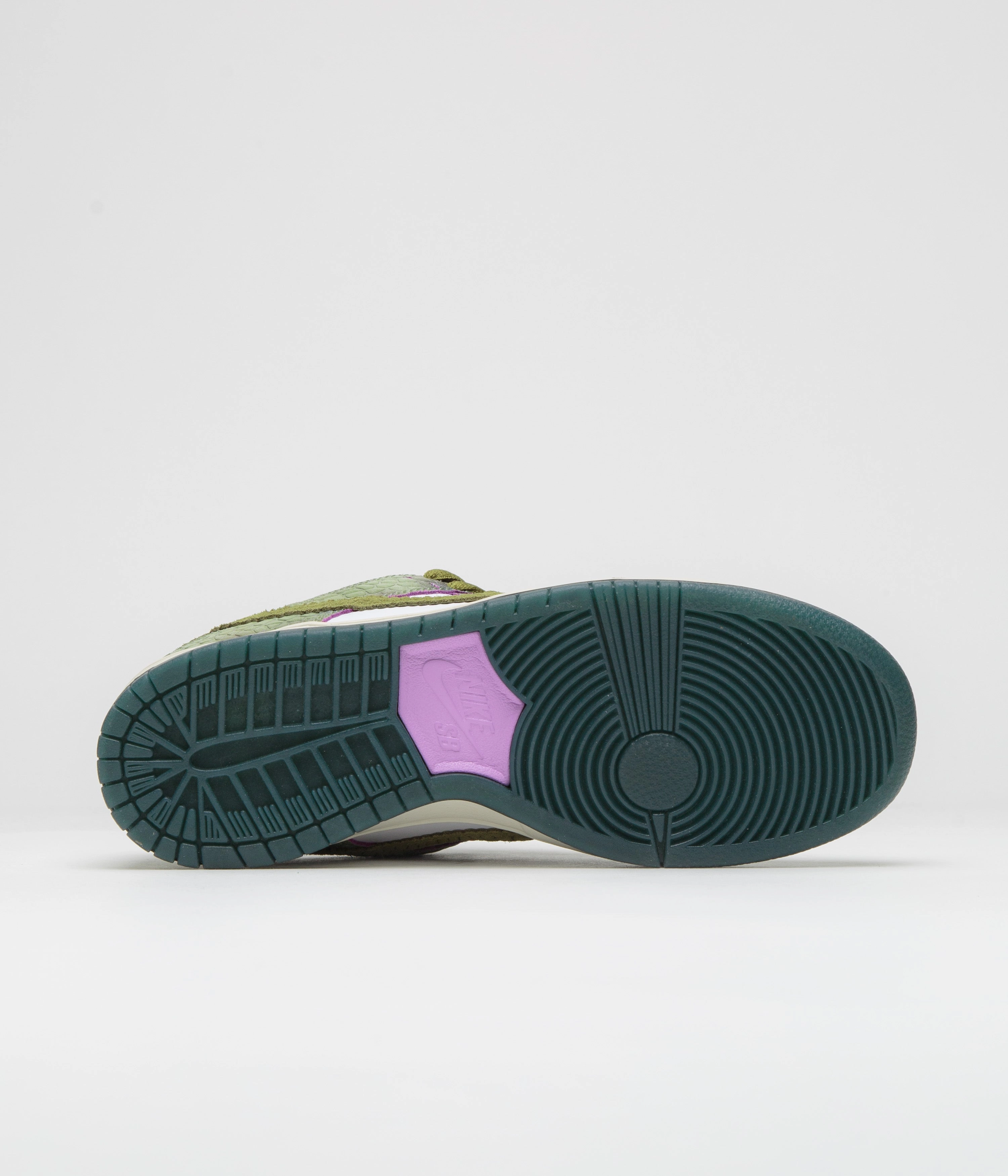 Nike SB x Alexis Sablone Dunk Low Pro 'Chameleon' Shoes - Oil Green / Desert Moss - White Coupon Codes For Asics Running Shoes
