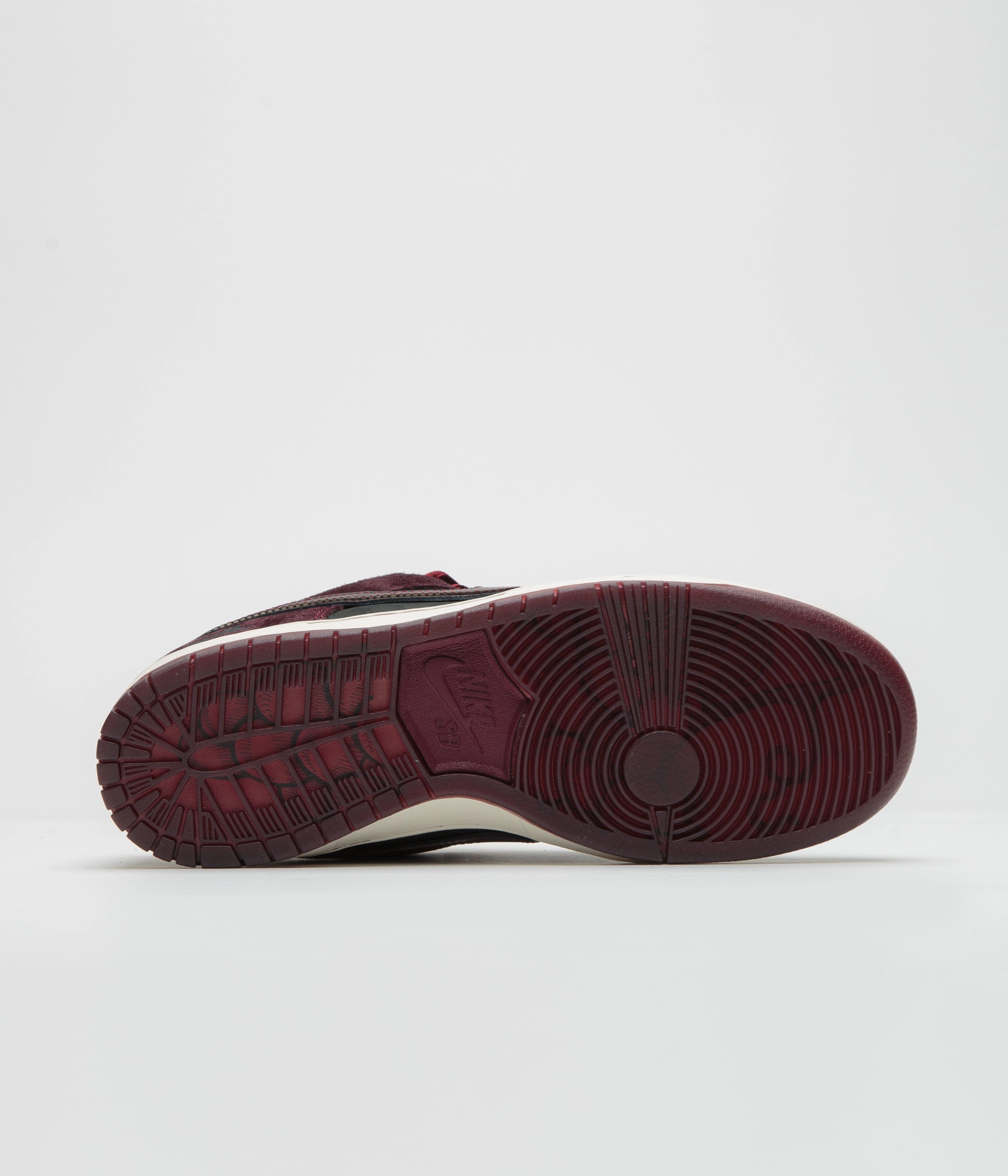 Asics Running Shoes Gel Kayano 24 Nike SB x RIOT Skateshop Dunk Low Pro Shoes - Mahogany / Dark Beetroot - Team Red - Sail