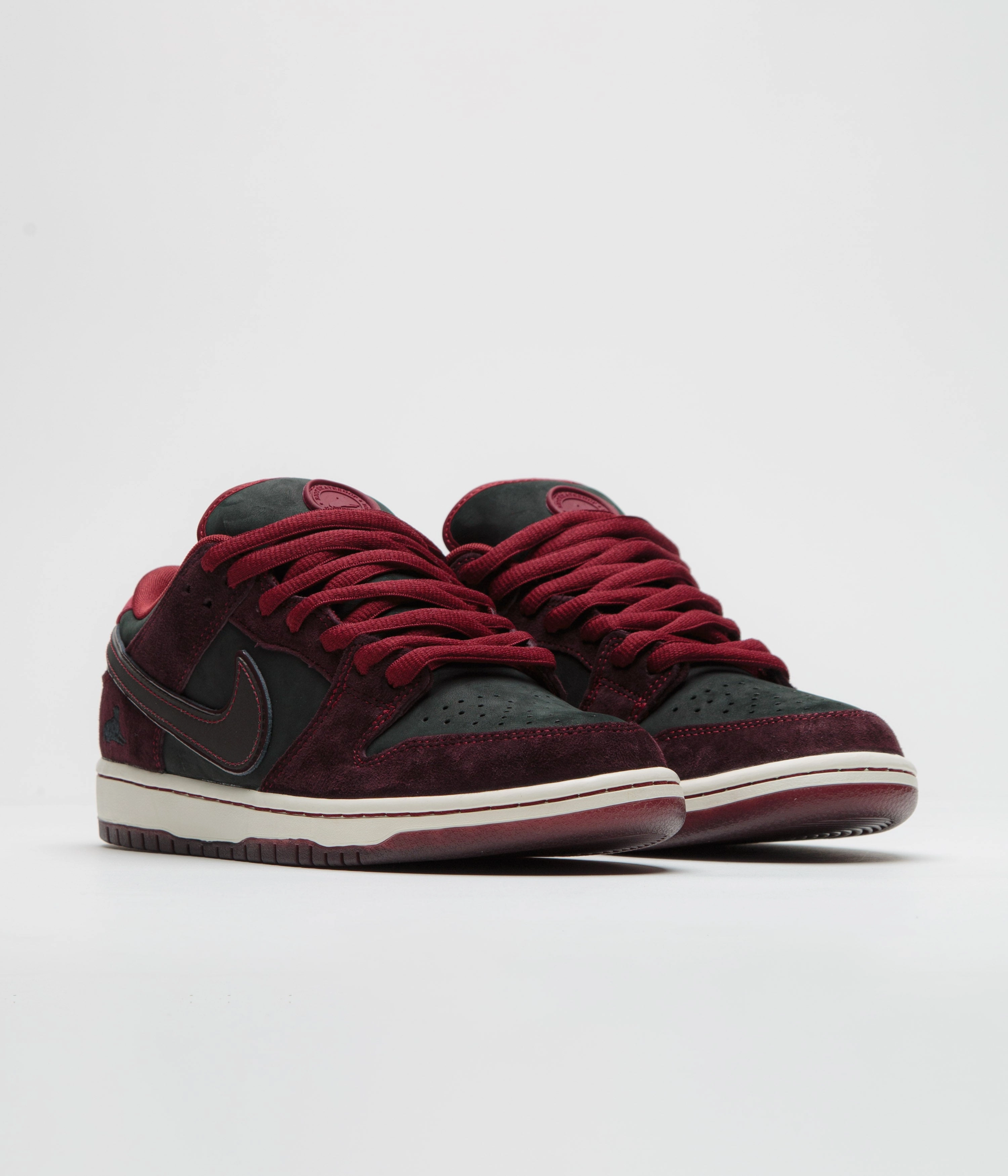 Nike SB x RIOT Skateshop Dunk Low Pro Shoes - Mahogany / Dark Beetroot - Team Red - Sail Asics Shoes Gt 1000 6