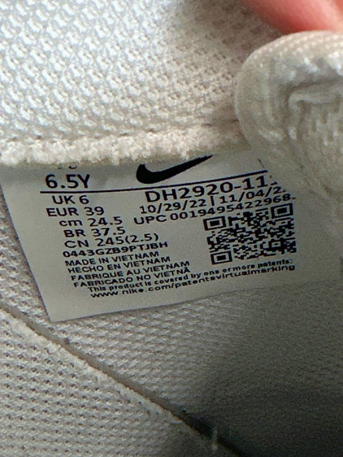 Nike White Air Force 1 Trainers UK 6 EU 40 Asics Gel Dedicate 6 Tennis Shoes