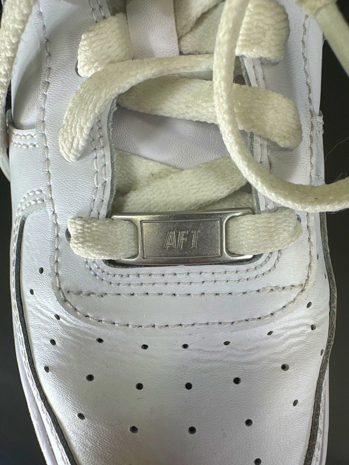 Nike White Air Force 1 Trainers UK 6 EU 40 Asics Ultimate Ff Hockey Shoes