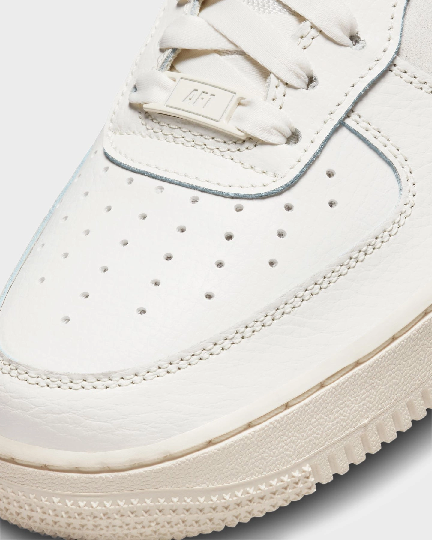 Nike Women's Air Force 1 '07 Essentials Sail/Oxygen Purple Asics Volleyball Shoes High Tops