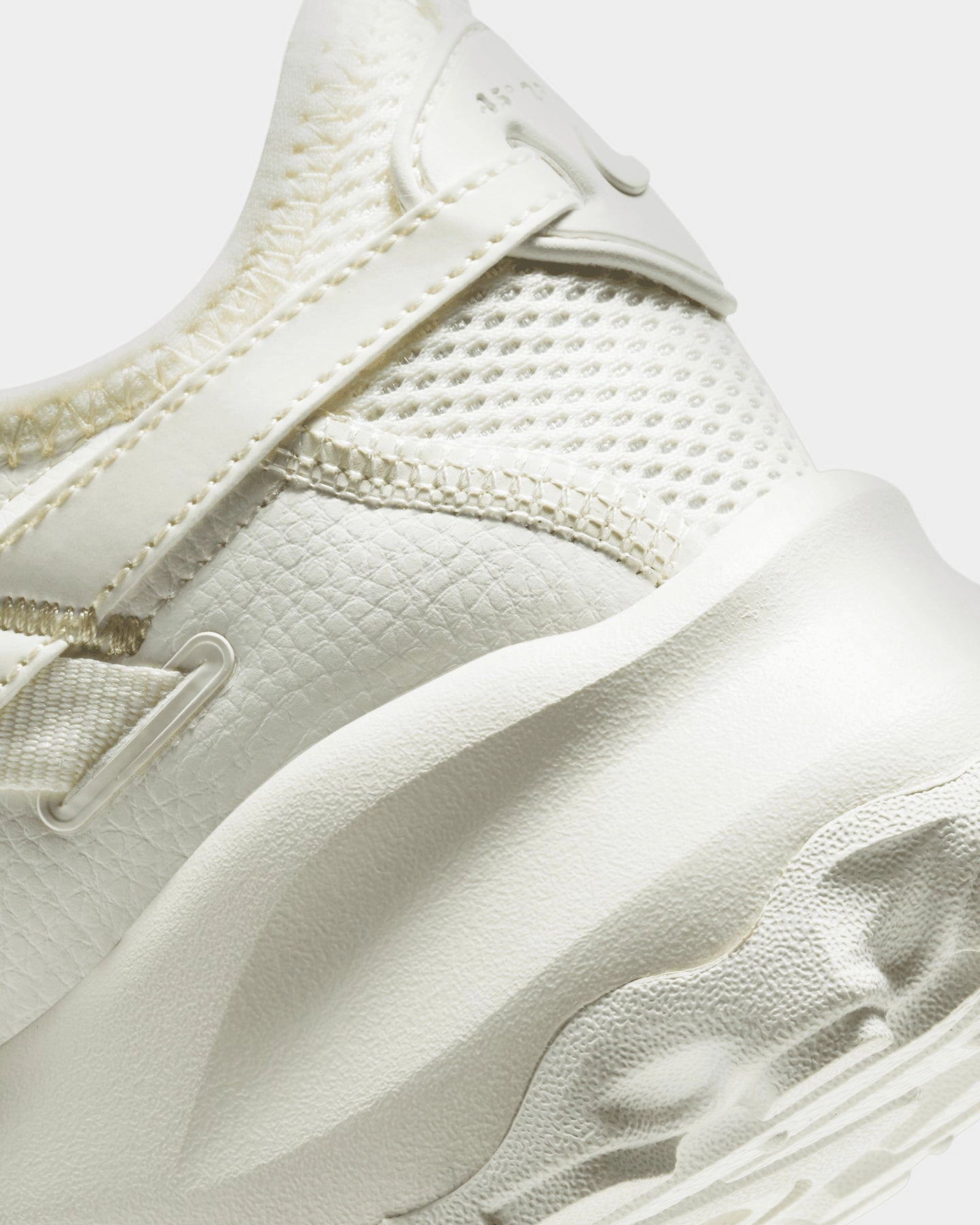 Asics Court Shoe Nike Women's Nike TC 7900 Shoes Sail/Sail-Black