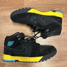 Best Asics Street Shoes Nike Air Jordan Trail Mid High Boots Sneaker Shoes Size 13 NO BOX EUC