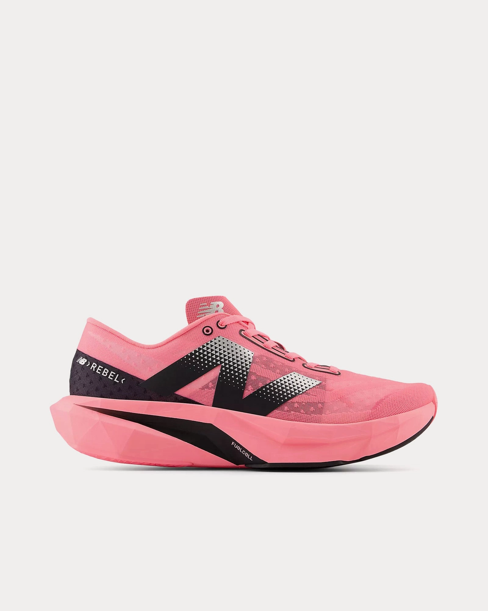 FuelCell Rebel v4 Ultra Pink / Black / White Running Shoes 600 New Balance