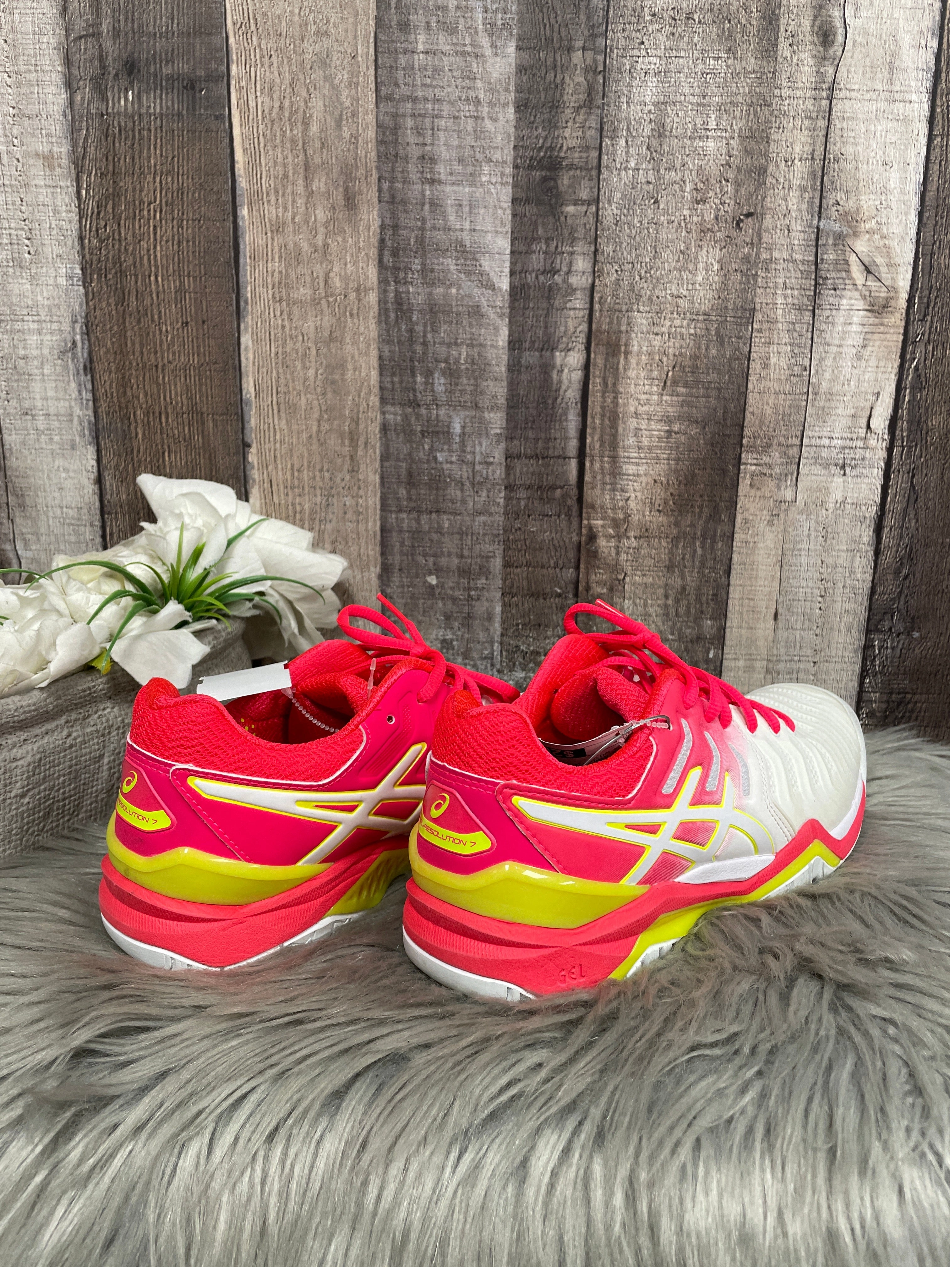 Shoes Athletic By Asics In Red & White, Size: 8 Asics Shoes Manufacturing Country