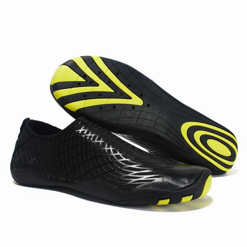 Knit Shoes Flats Plus size 35-47 Men Light Sneakers Unisex Aqua Shoes Beach Water Quick-dry Light Shoes Professional Lovers Swmming Shoes