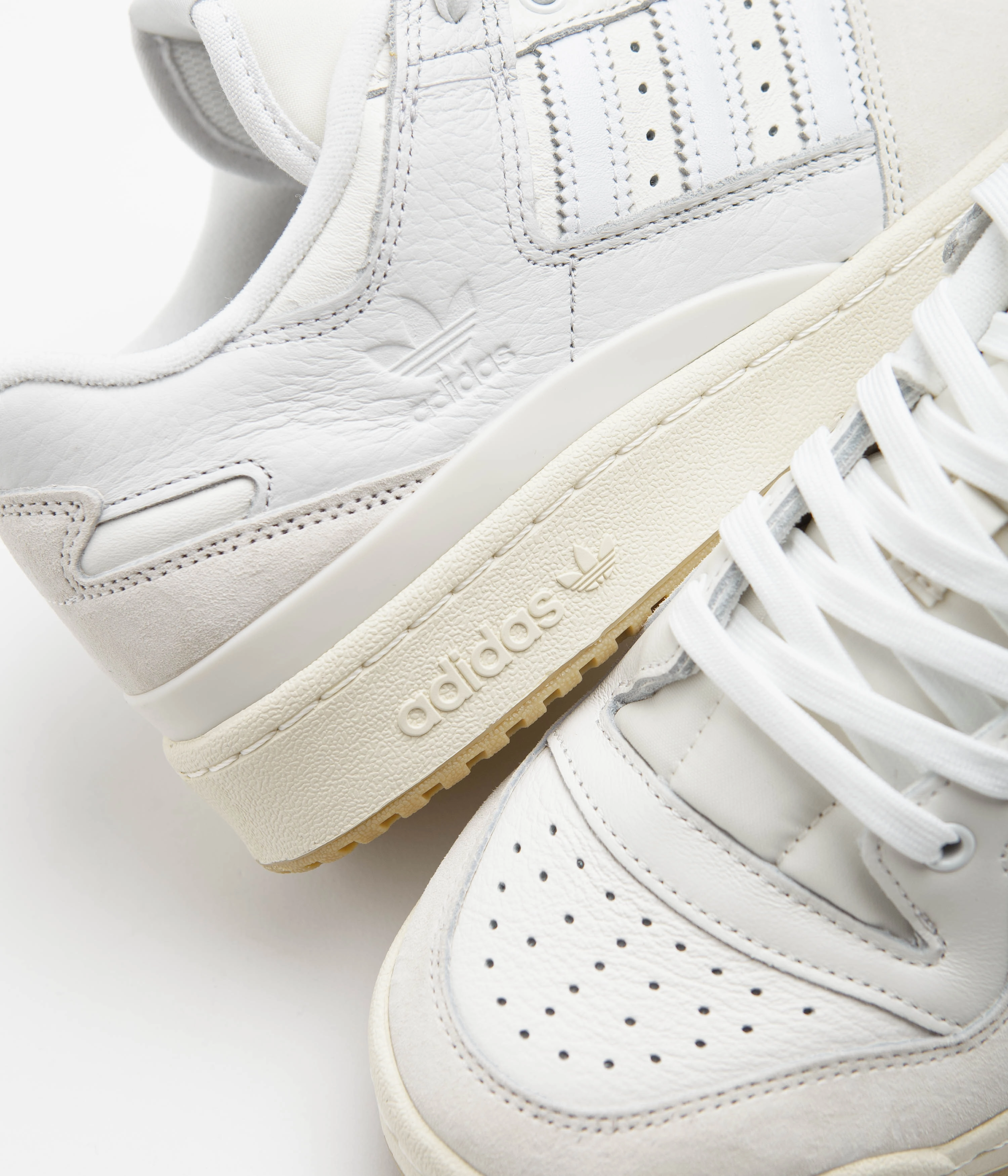 Adidas Forum 84 Low ADV Shoes - Chalk White / White / Cloud White Superstar Shoes Adidas