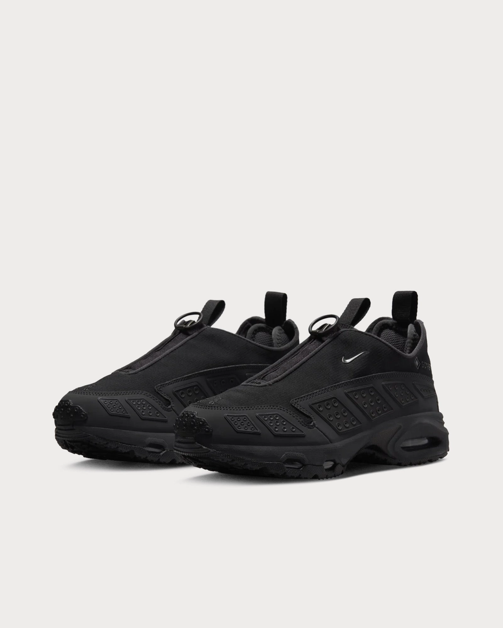 Air Max SNDR Gore-Tex Black / Dark Smoke Grey Low Top Sneakers Asics Gel Frequency 3 Walking Shoes