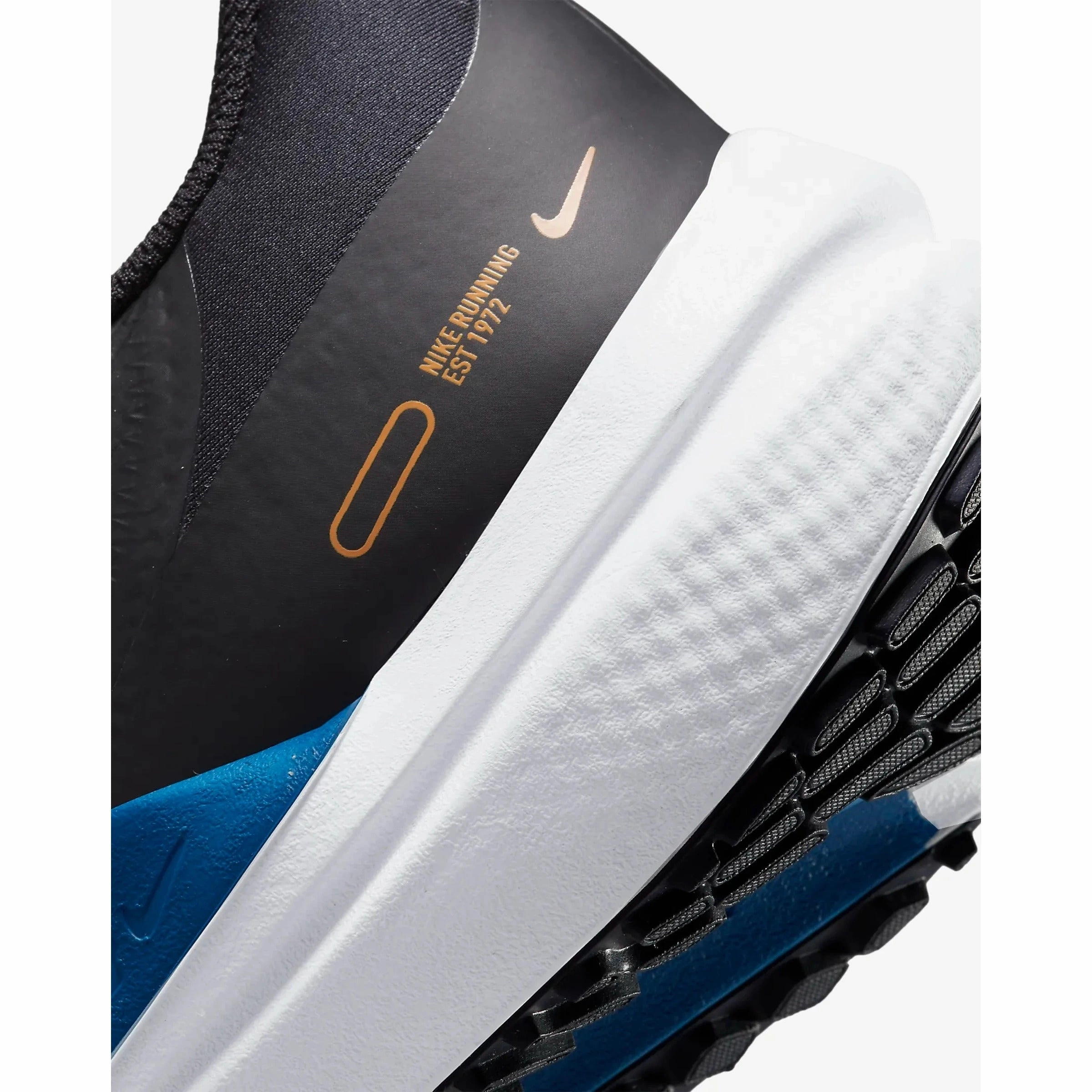 Best Asics Neutral Shoe Nike Mens Air Winflo 9 Running Shoe (DD6203-400)