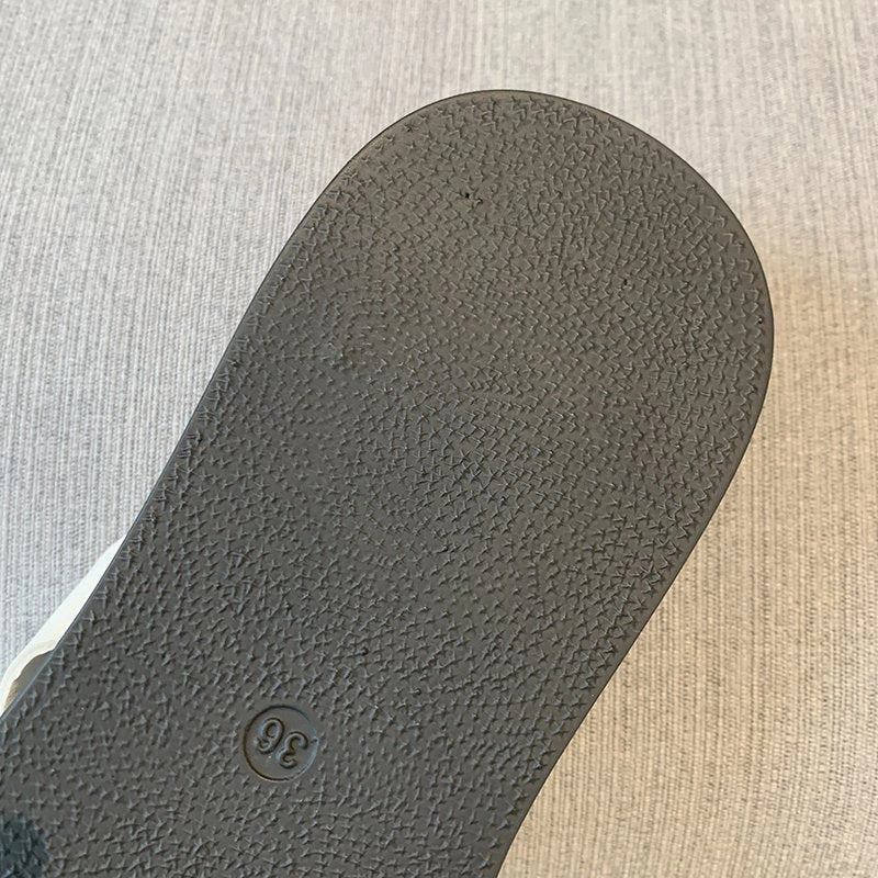 Fleece Lined Flip Flops Yeknu Black White Mixed Color Platform Flip Flops Women Brand Designer Wedges Clip Toe Slippers Female Summer Sandals Beach Shoes