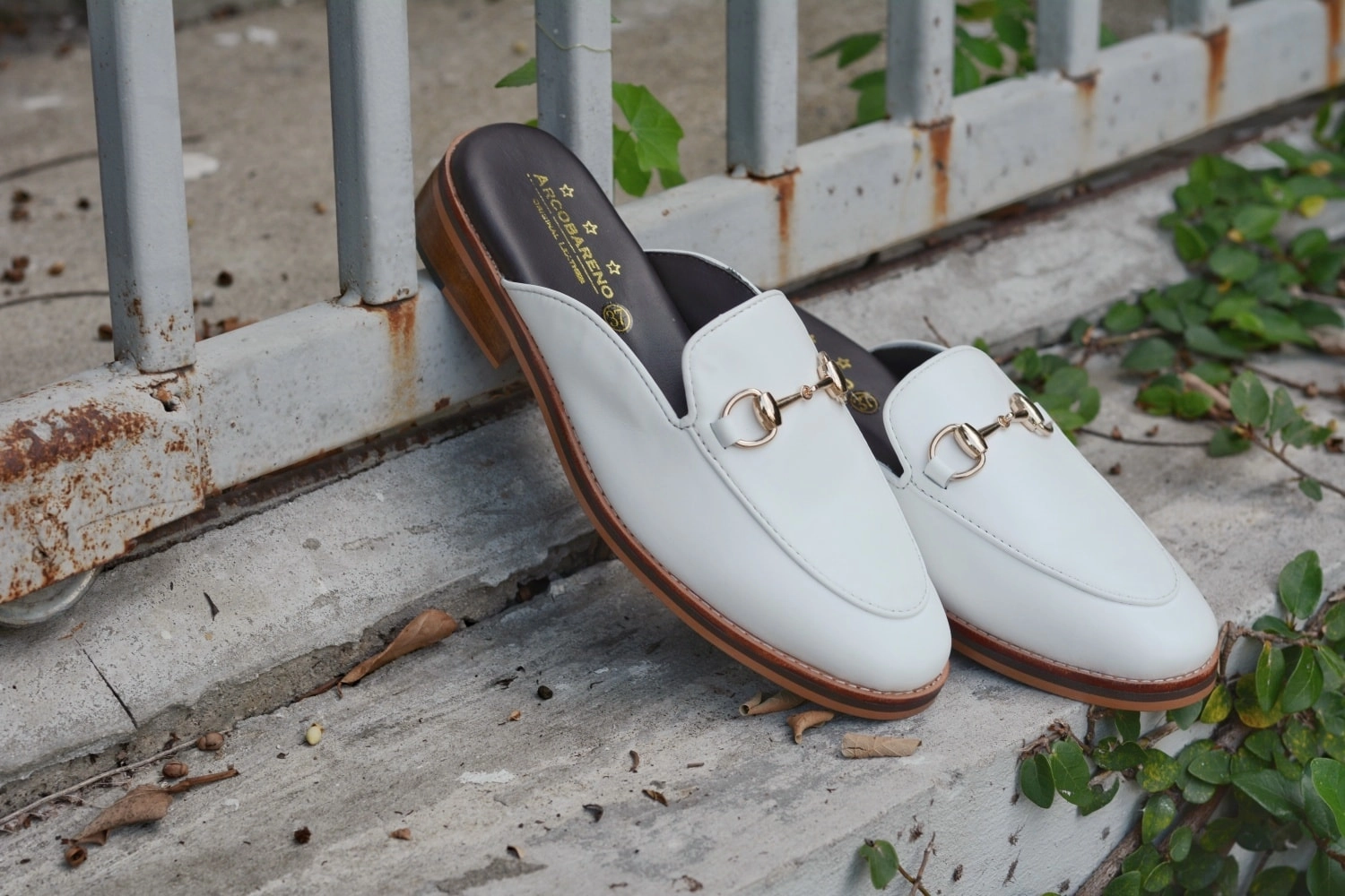 Pluffi Slippers Review 701 Slipper Horsebit White