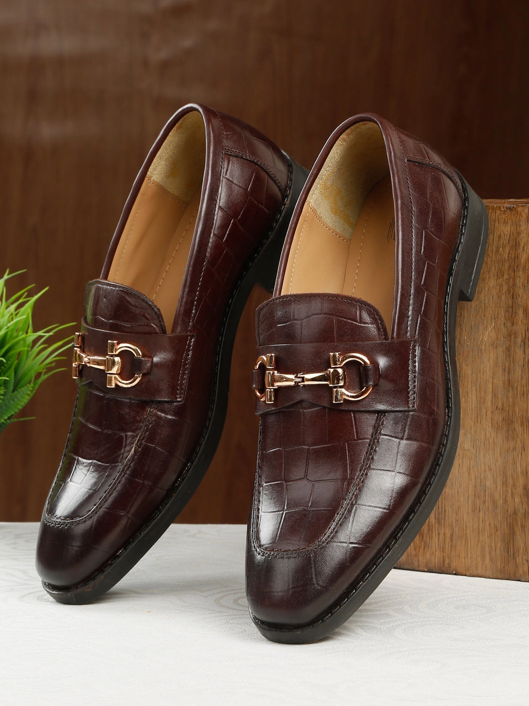 Men's Brown Texture Slip-On Loafers With Buckle Loafers Wide Toe Box