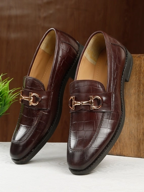 Designer Heeled Loafers Men's Brown Texture Slip-On Loafers With Buckle