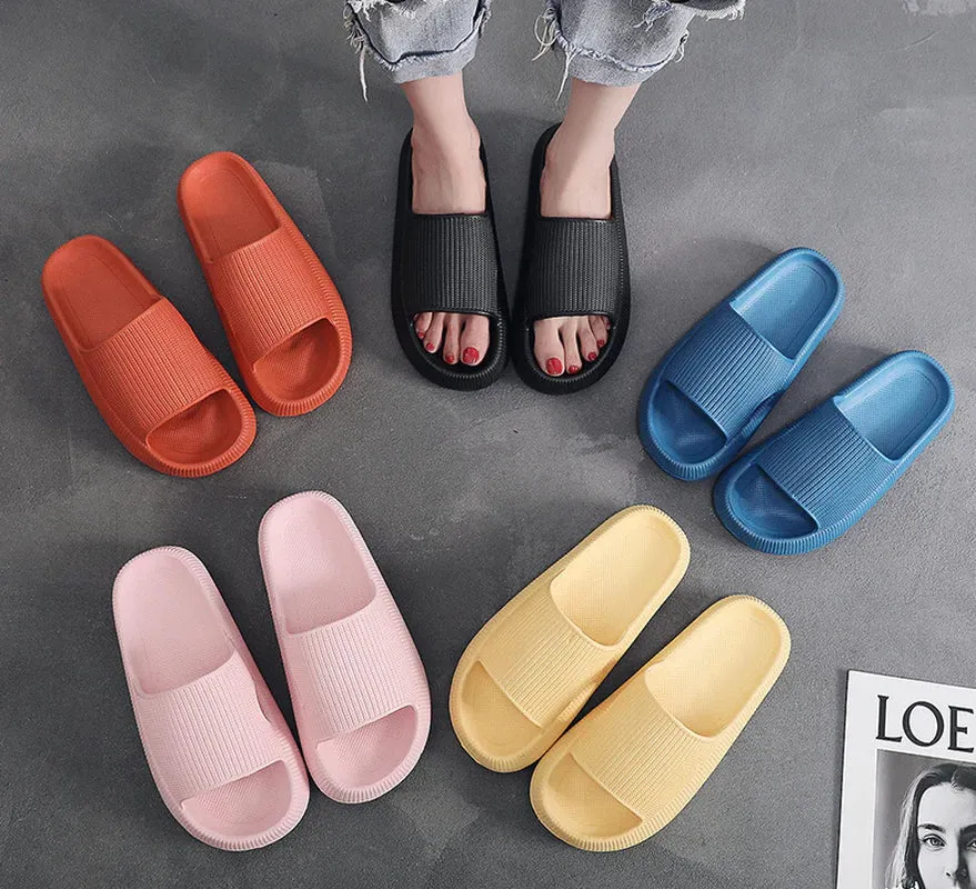 Cozy Pillow Slides Anti-Slip Sandals Ultra Soft Slippers Cloud Home Outdoor Shoe Grass Slippers