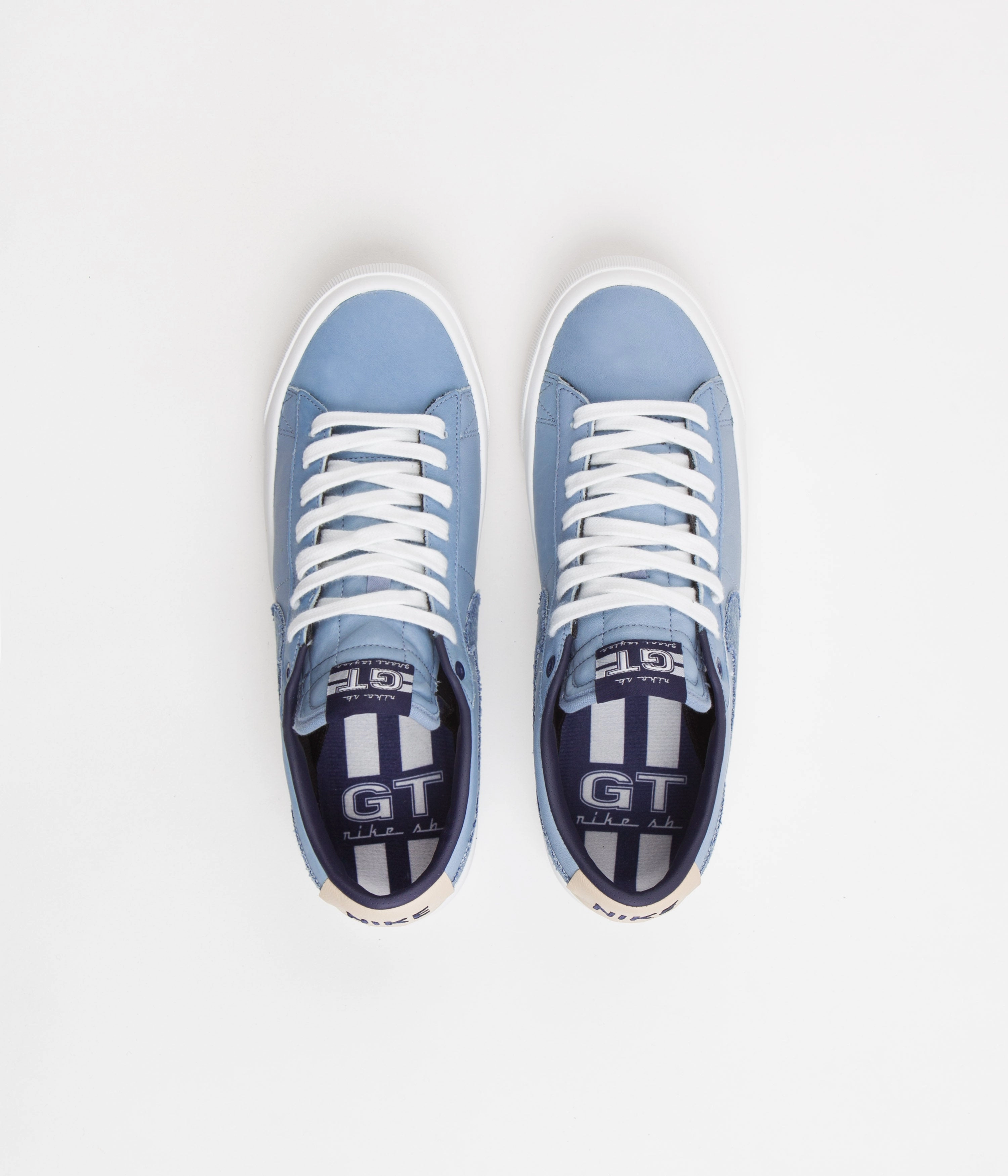 Nike SB Blazer Low Pro GT Premium Shoes - Summit White / Midnight Navy - Summit White Asics Shoes Gel Venture 7