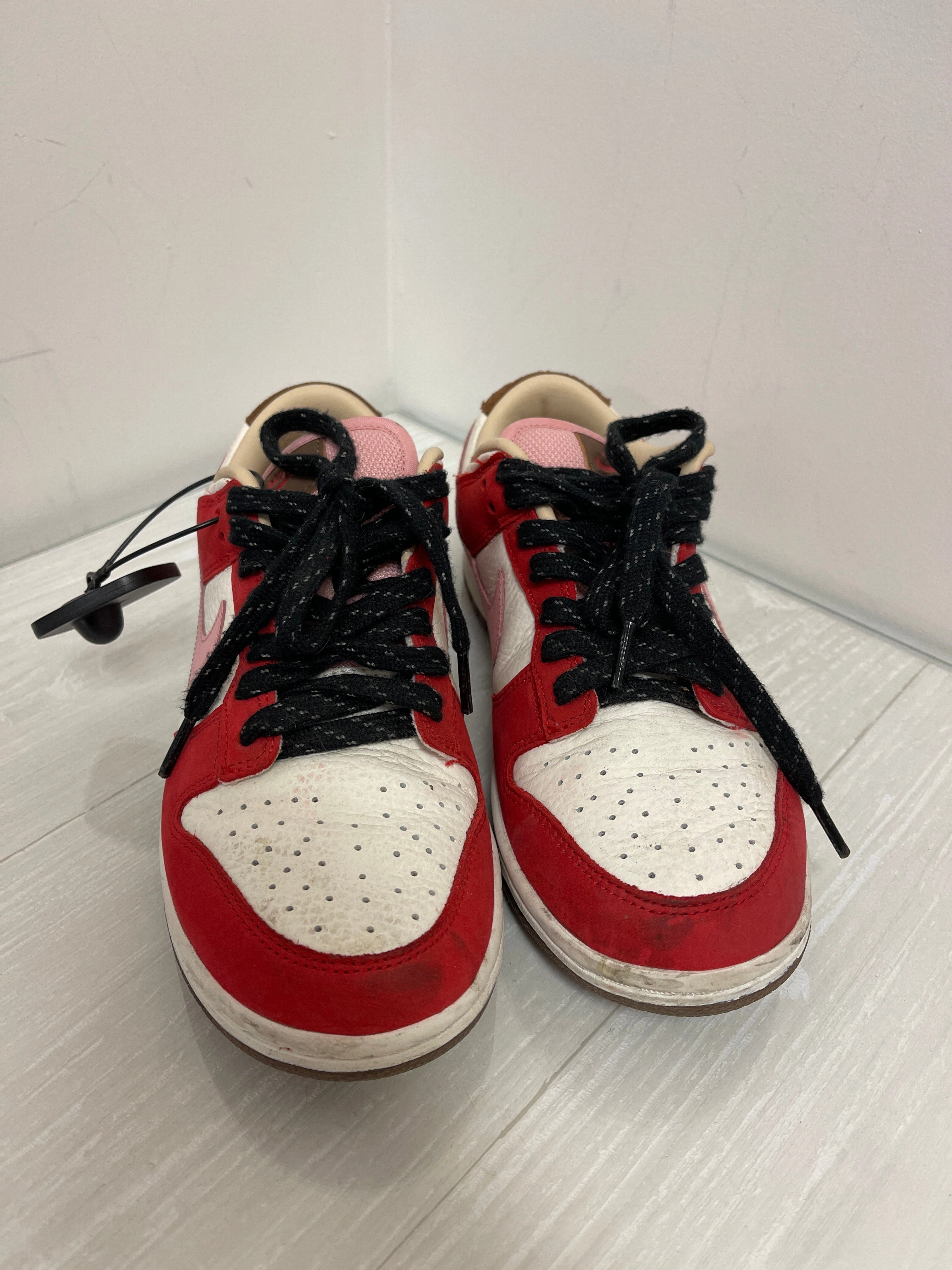 Shoes Sneakers By Nike In Pink & Red, Size: 8 Asic Running Shoes Canada