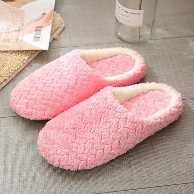 Womens's plush warm house shoes anti-slip wtinter indoor slippers closed toe House Slippers On Sale