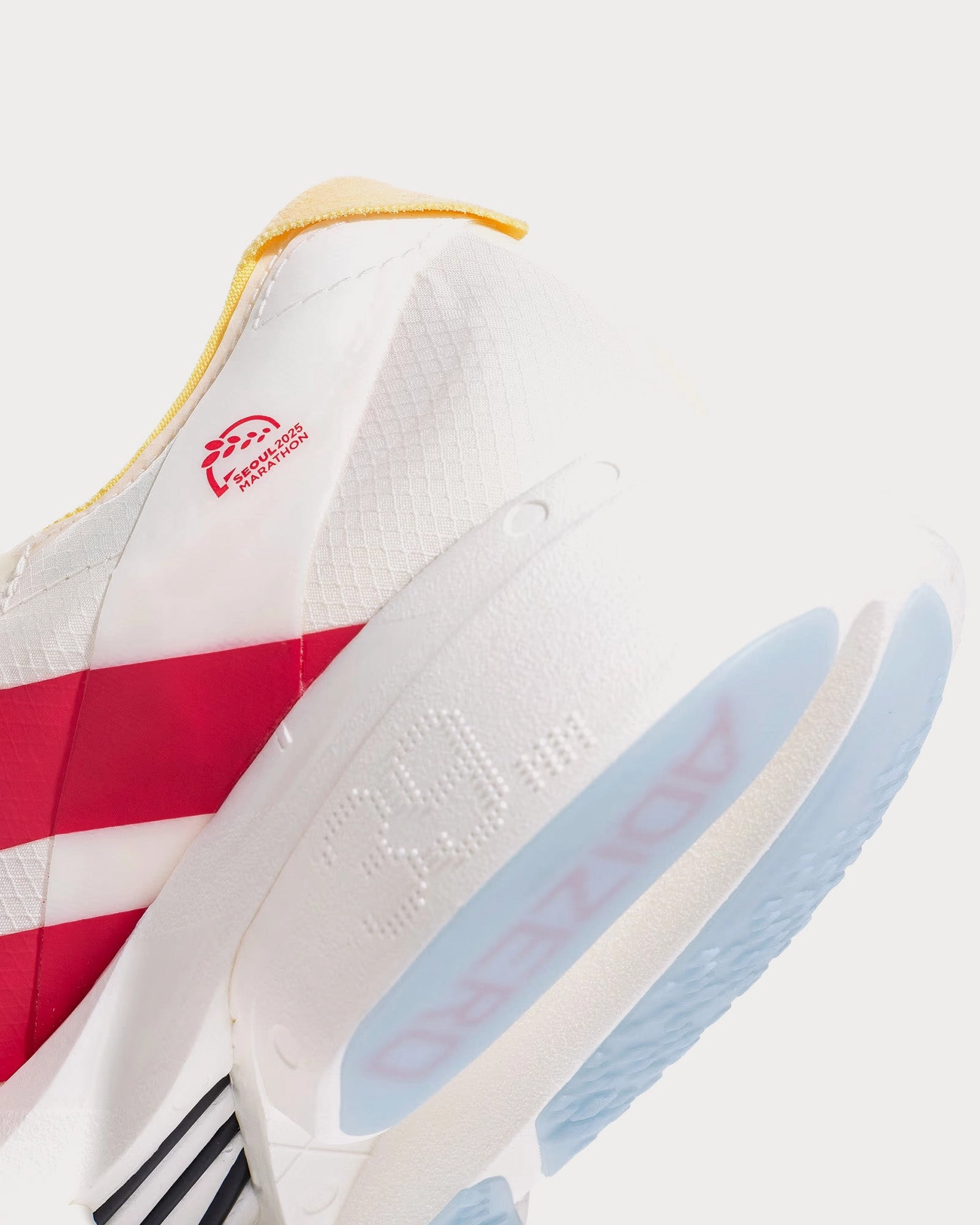 Adizero EVO SL Off White / Semi Lucid Red / Clear Sky Running Shoes Adidas Astrastar Shoes