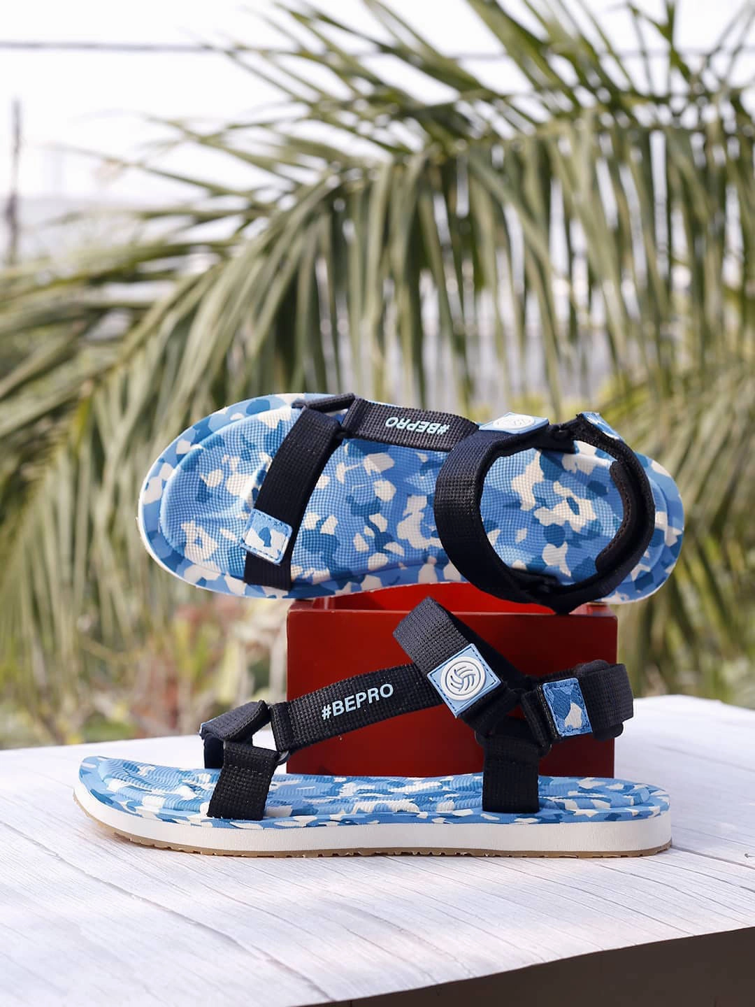 Vintage Daniel Green Slippers Bacca Bucci 'CamoStride NomadPro' Adventure Sandals - Robust All-Terrain Grip