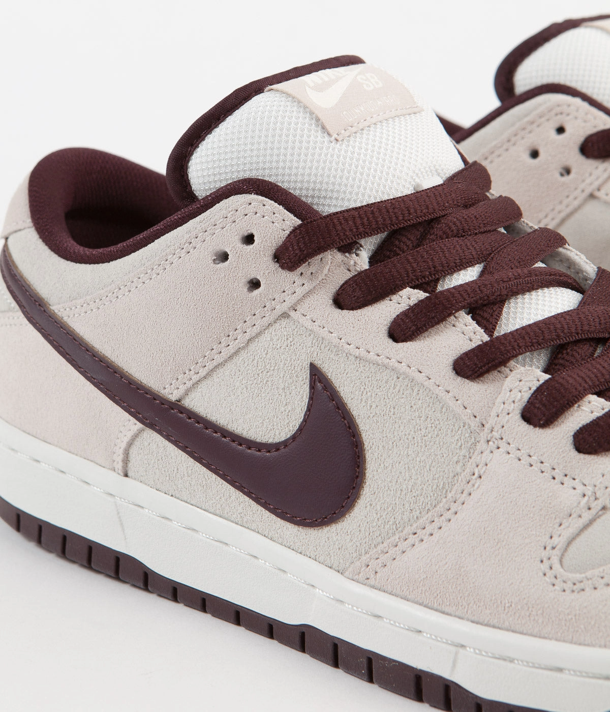 Nike SB Dunk Low Pro Shoes - Desert Sand / Mahogany - Summit White Best Asics Shoes For Bunions