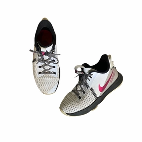 Nike | Kid's LeBron Witness v.5 Basketball Shoes | Size: 7Y Asic Walking Shoes