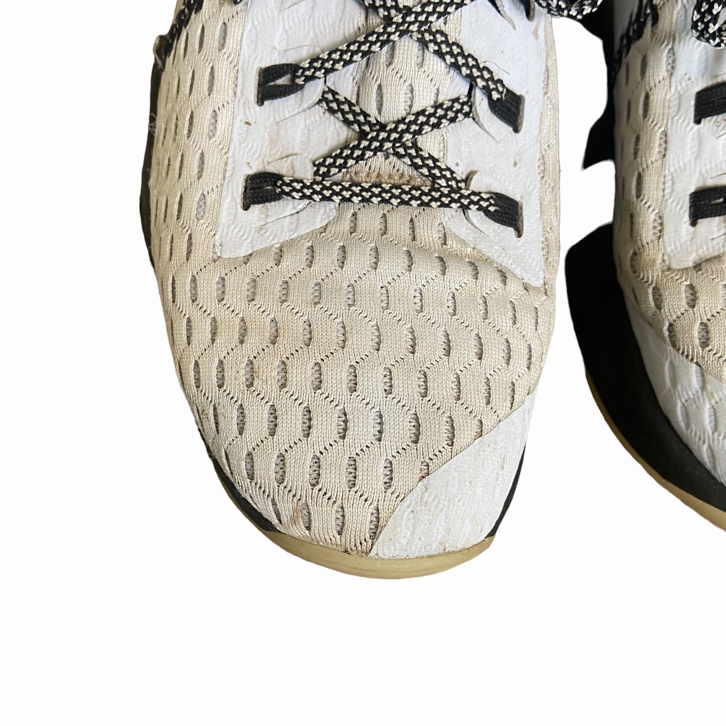 Nike | Kid's LeBron Witness v.5 Basketball Shoes | Size: 7Y Asics Shoes Tiger Runner