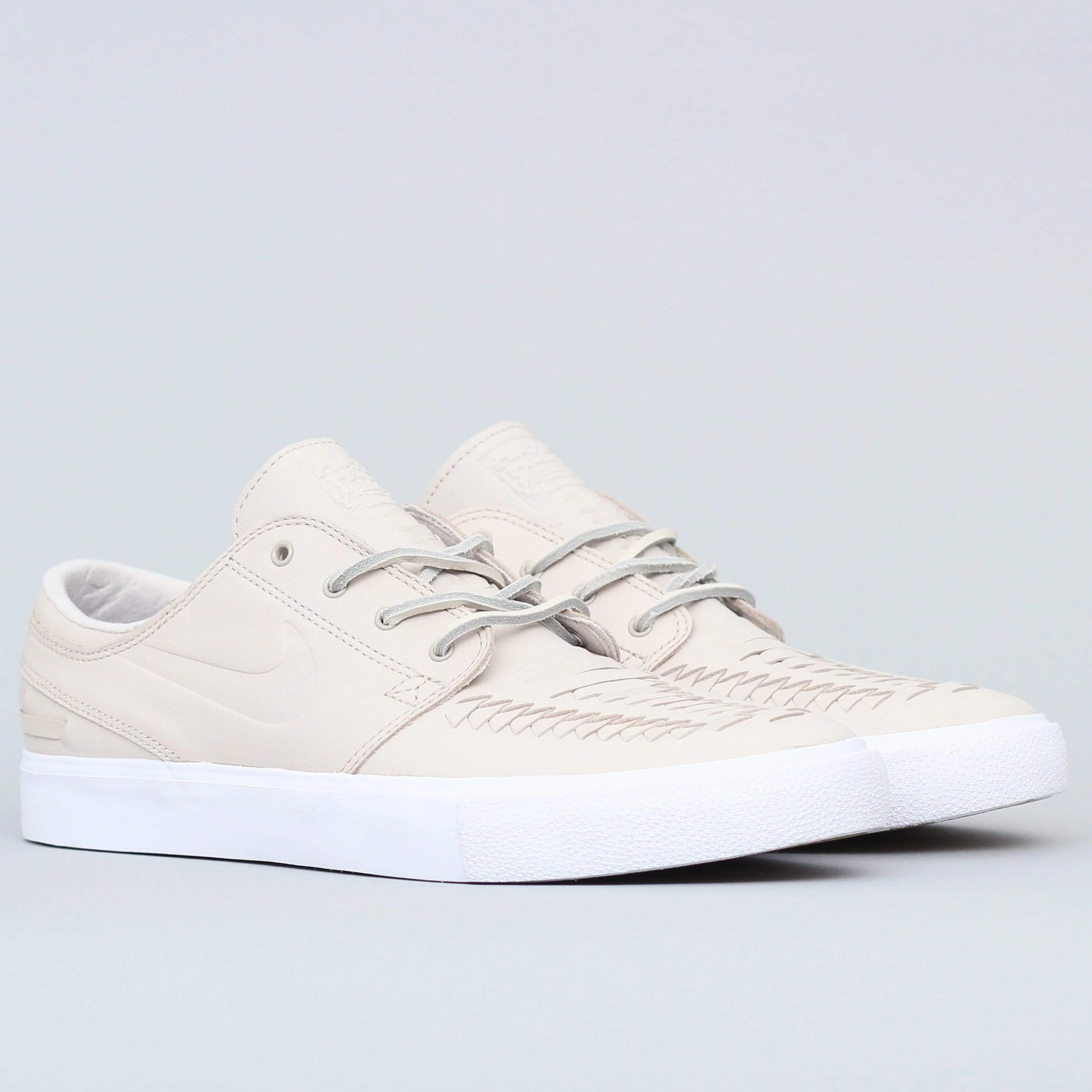 Asics Gel Venture 8 Running Shoes Nike SB Janoski RM Crafted Shoes Desert Sand / Desert Sand