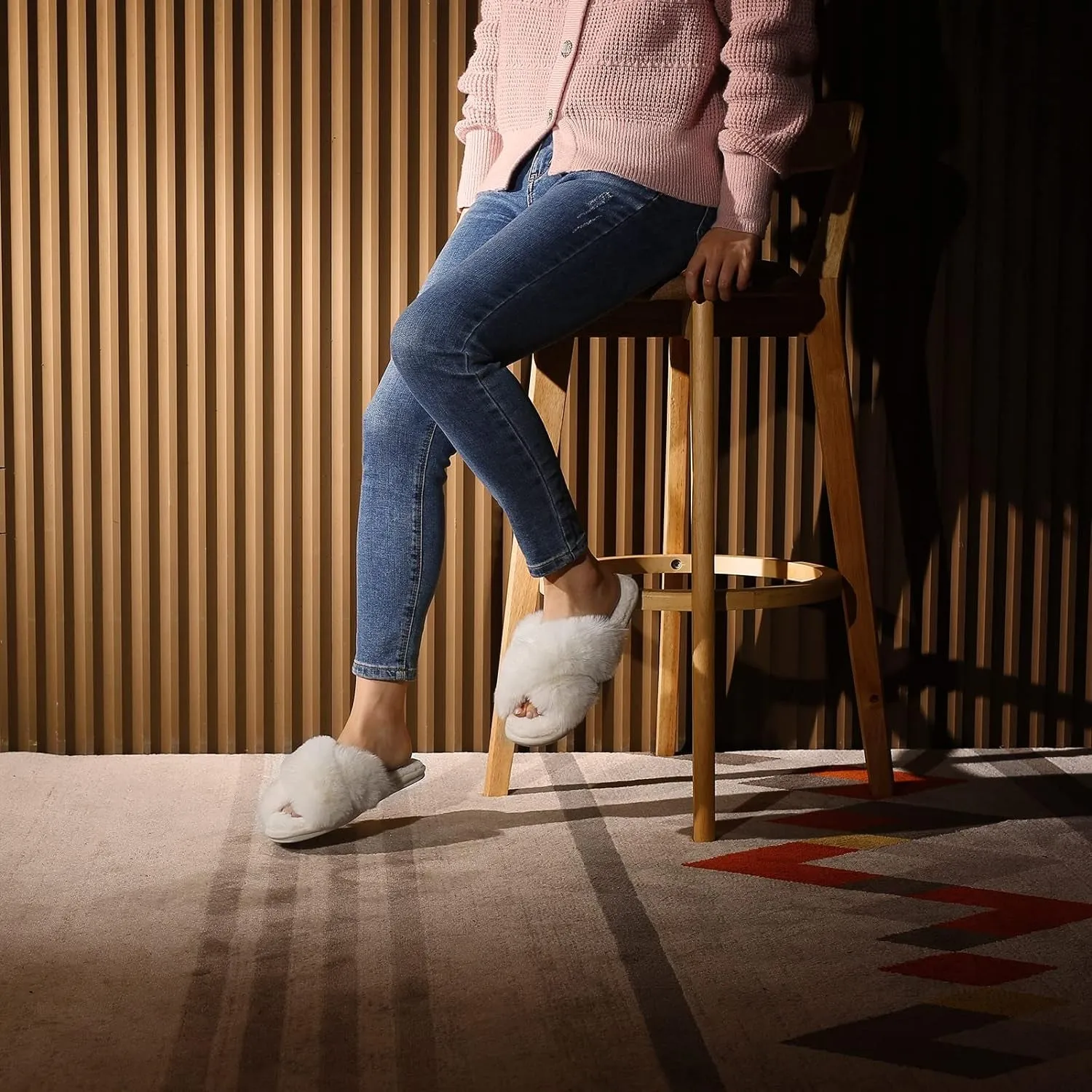 49ers Slippers Womens Cross Band Slippers Cozy Furry Fuzzy House Slippers Open Toe Fluffy Indoor Shoes Outdoor Slip on Warm Breathable Anti-Skid Sole