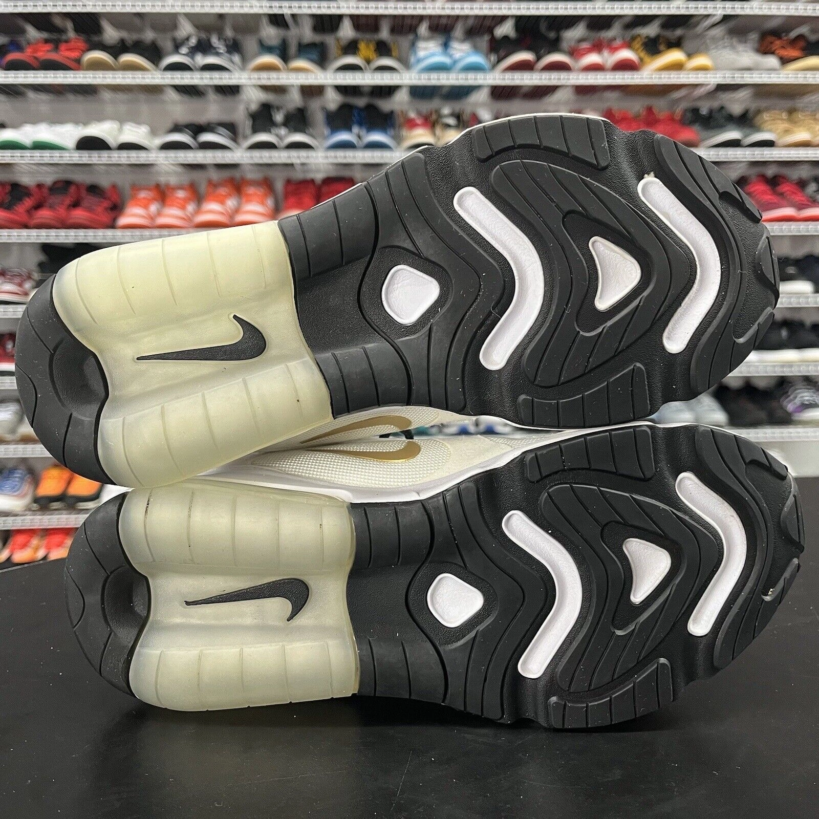 Best Asics Shoes For Pronation Nike Air Max 200 Metallic Gold Men's Sneakers White Shoes AQ2568-102 Size 8