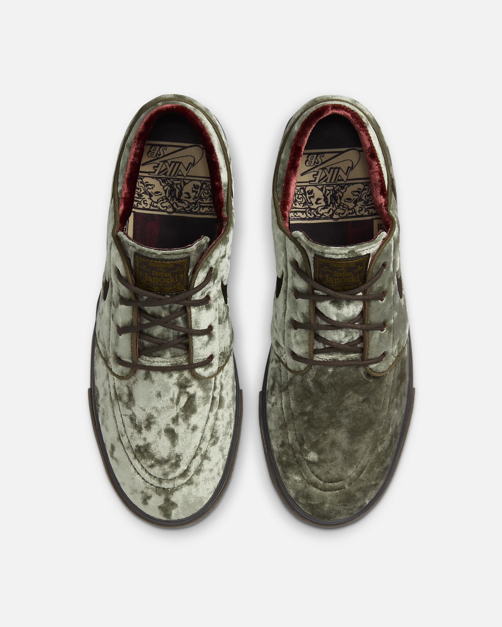 NIke Sb Zoom Janoski OG  - (Medium Olive/Baroque Brown/Dark Team Red/Velvet Brown) Asics Running Training Shoes