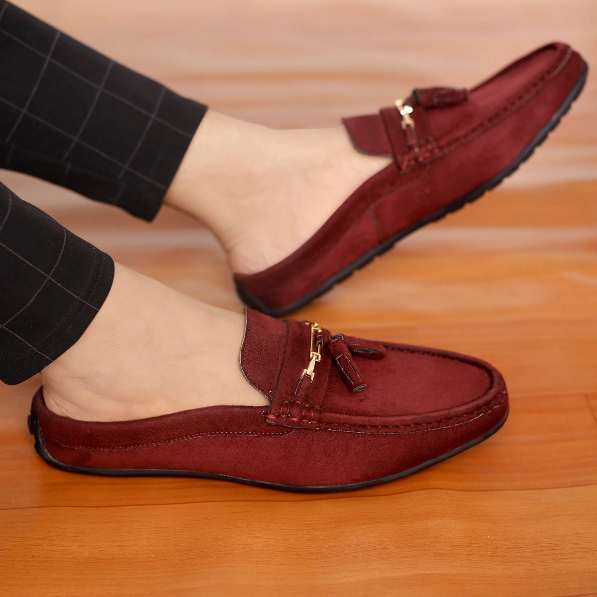 Bacca Bucci JAMBOREE Fashion Mules/Clogs/Backless Loafers for Party/Travel/Office-Velvet Maroon Franco Sarto Lucia Loafers