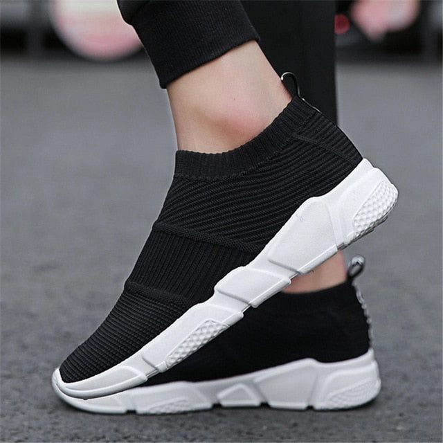 Forefoot Running Shoes Men Socks Sneakers Black White Fashion Casual Shoes Breathable Mesh Comfortable Light Slip-on Flat Shoes Loafers