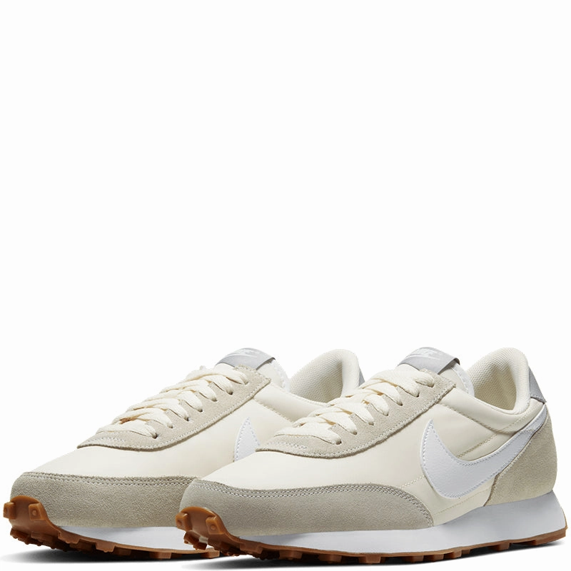 Nike Women's Daybreak Asics Runnin Shoes