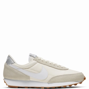 Nike Women's Daybreak Asics Carbon Plated Shoes