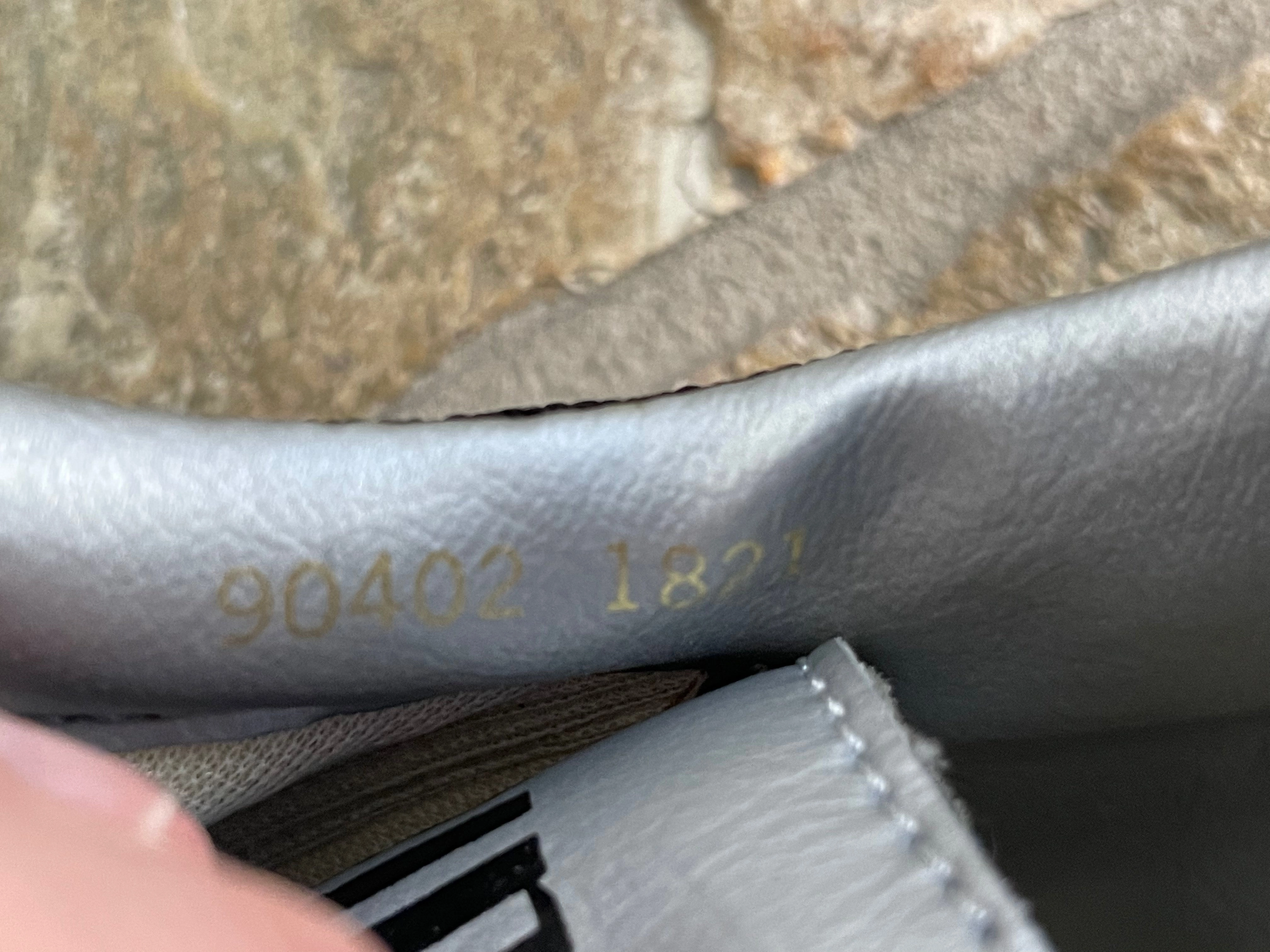 Vintage Puma Pele 10 Soccer Football Cleats, Boots, Shoes, Size 9 ### Asics Wrestling Shoes Aggressor 4