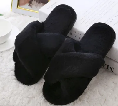 Slippers With Hearts Winter Women Home Slippers with Faux Fur Fashion Warm Shoes Woman Slip on Flats Female Slides Black Pink Plus Size