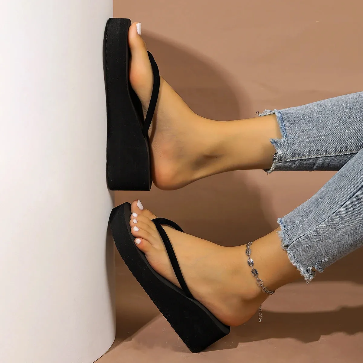 Women Slippers Summer Beach Wedge Slippers Flip-Flops Clip Toe Platform Sandals Outdoor High Heels Slides Women Orthopedic Shoes Retro Slides