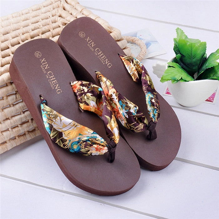 Fashion Flip Flops Women Flip Flops Platform Wedges High Heels Women Sals Platform Flip Slippers Beach Shoes Bohemia Flower woman shoes ILML