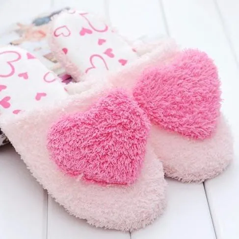 Women's cute heart slippers soft plush warm house shoes House Slippers Amazon